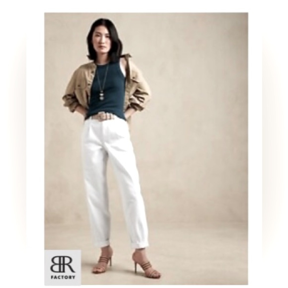 NEW Wmns Banana Republic Balloon Jean         SZ 34/18 color: white denim
